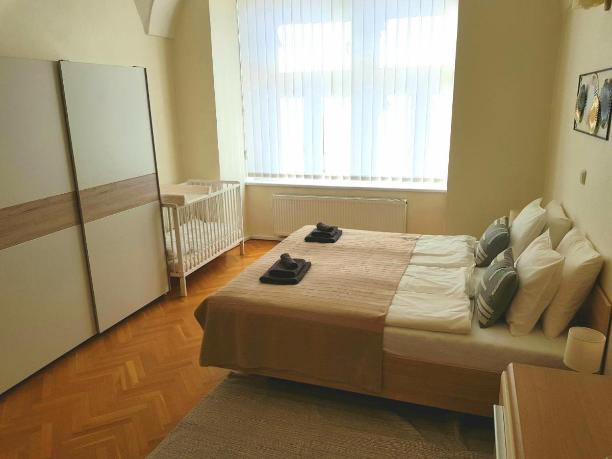 Luxury Vincents Apartments Kosice Luaran gambar