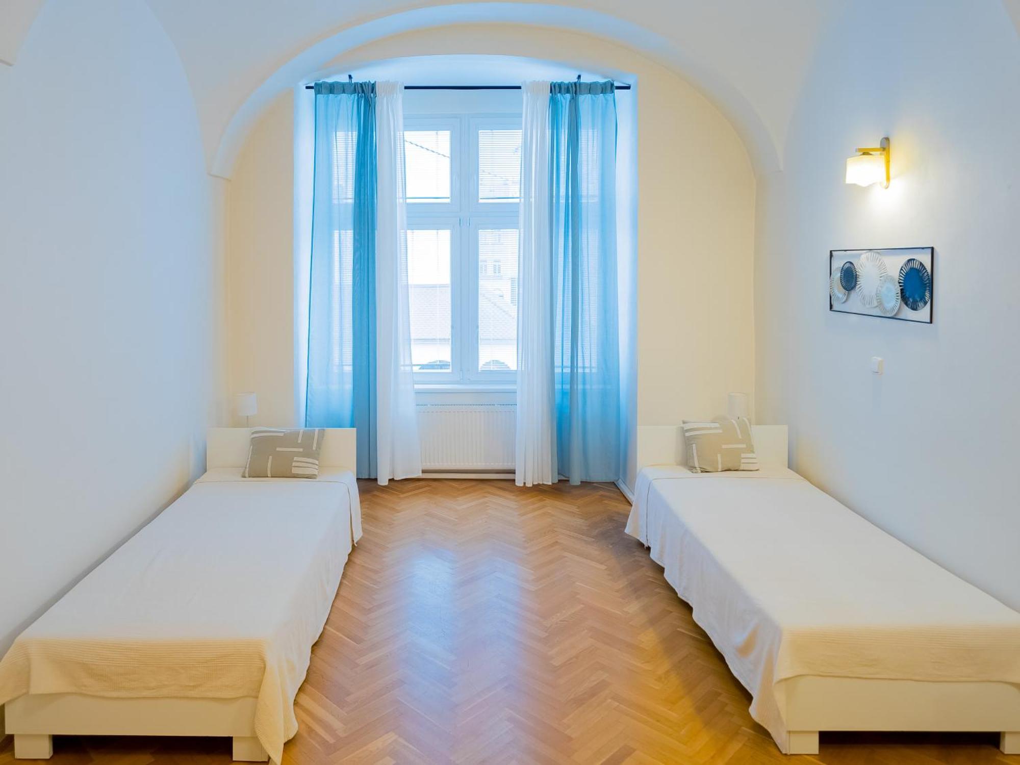 Luxury Vincents Apartments Kosice Luaran gambar